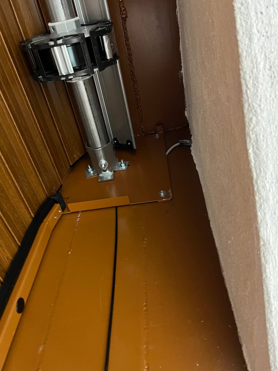 IRIDIUM DOORS Serranda coibentata residenziale SARIN