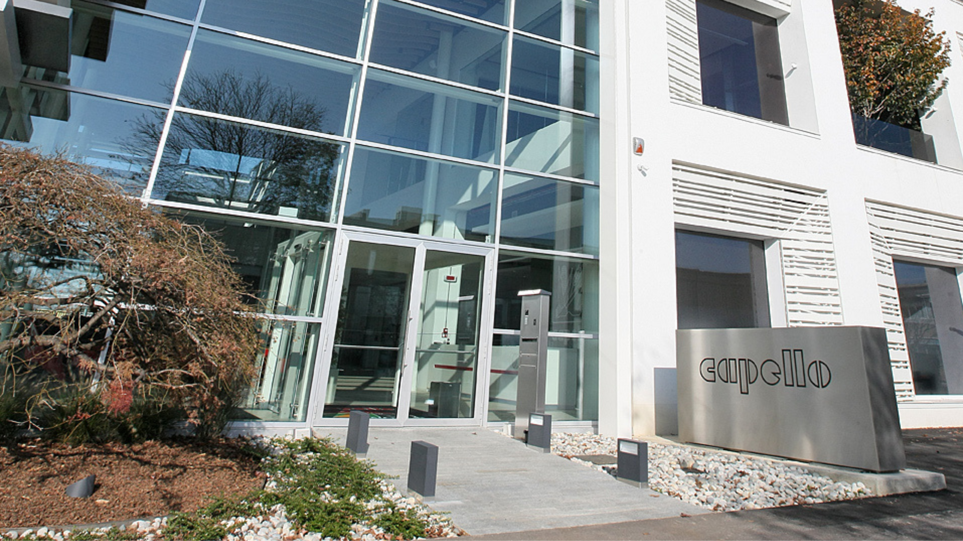 Case history CAPELLO SRL: chiusure industriali su misura con IRIDIUM DOORS