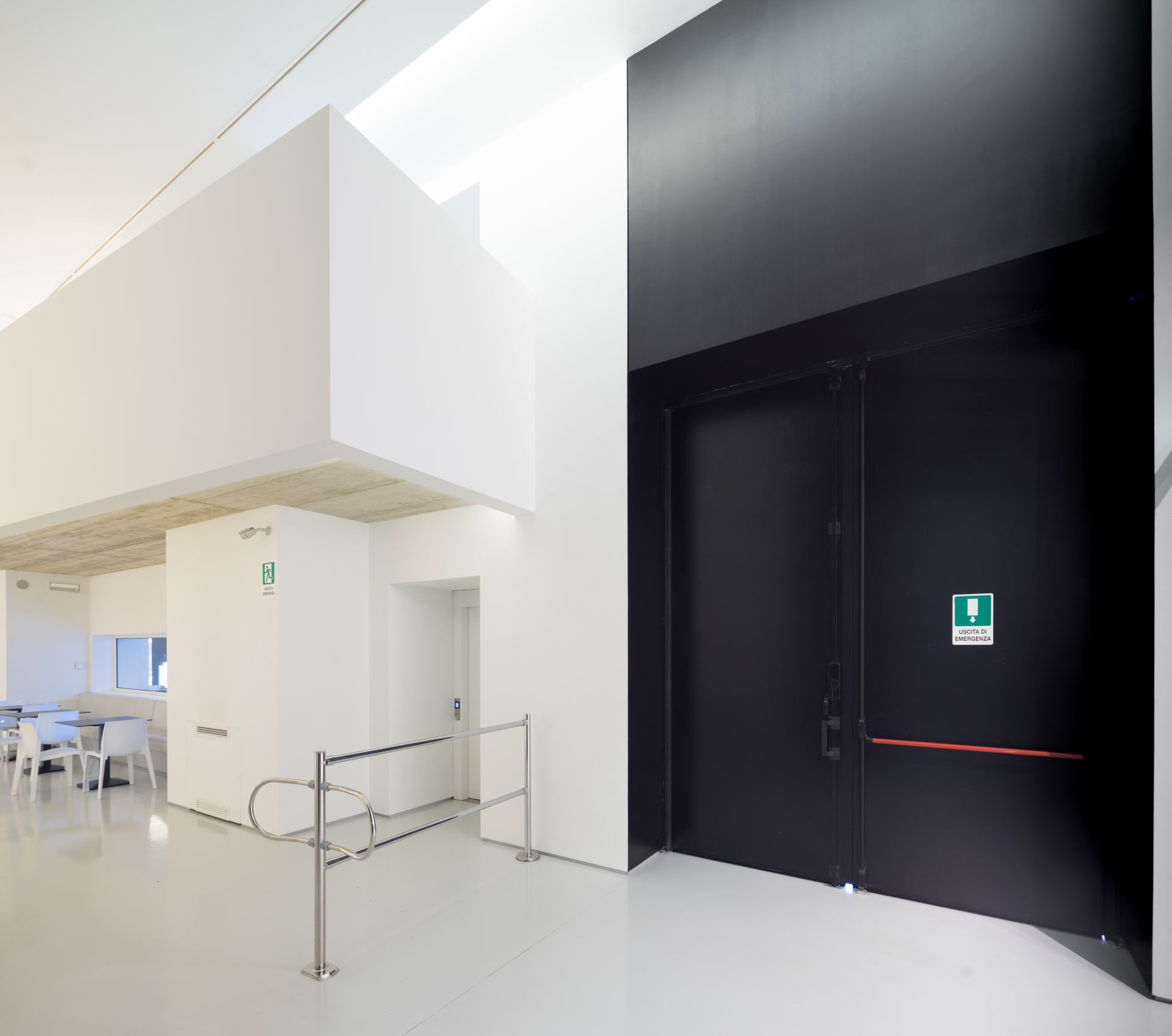 Iridium Doors Gallery Portone Andromeda 3