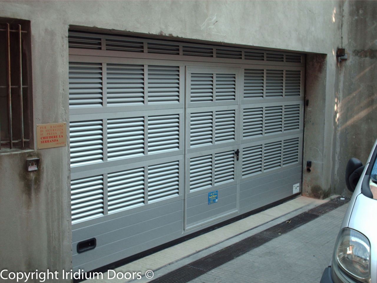 Iridium Doors Sezionale pannelli grigliati e portina 177