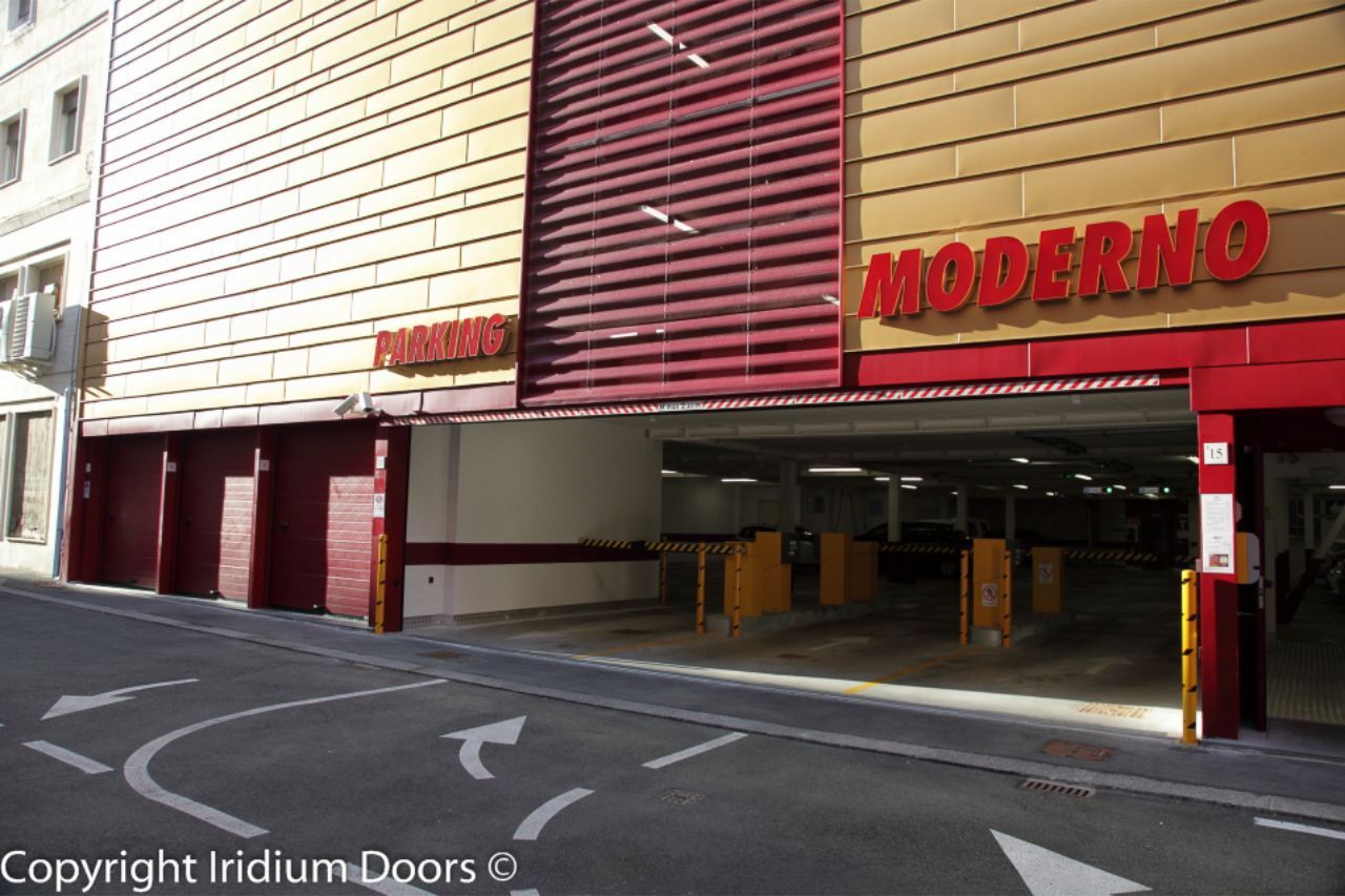 Iridium Doors Sezionale Garage 204