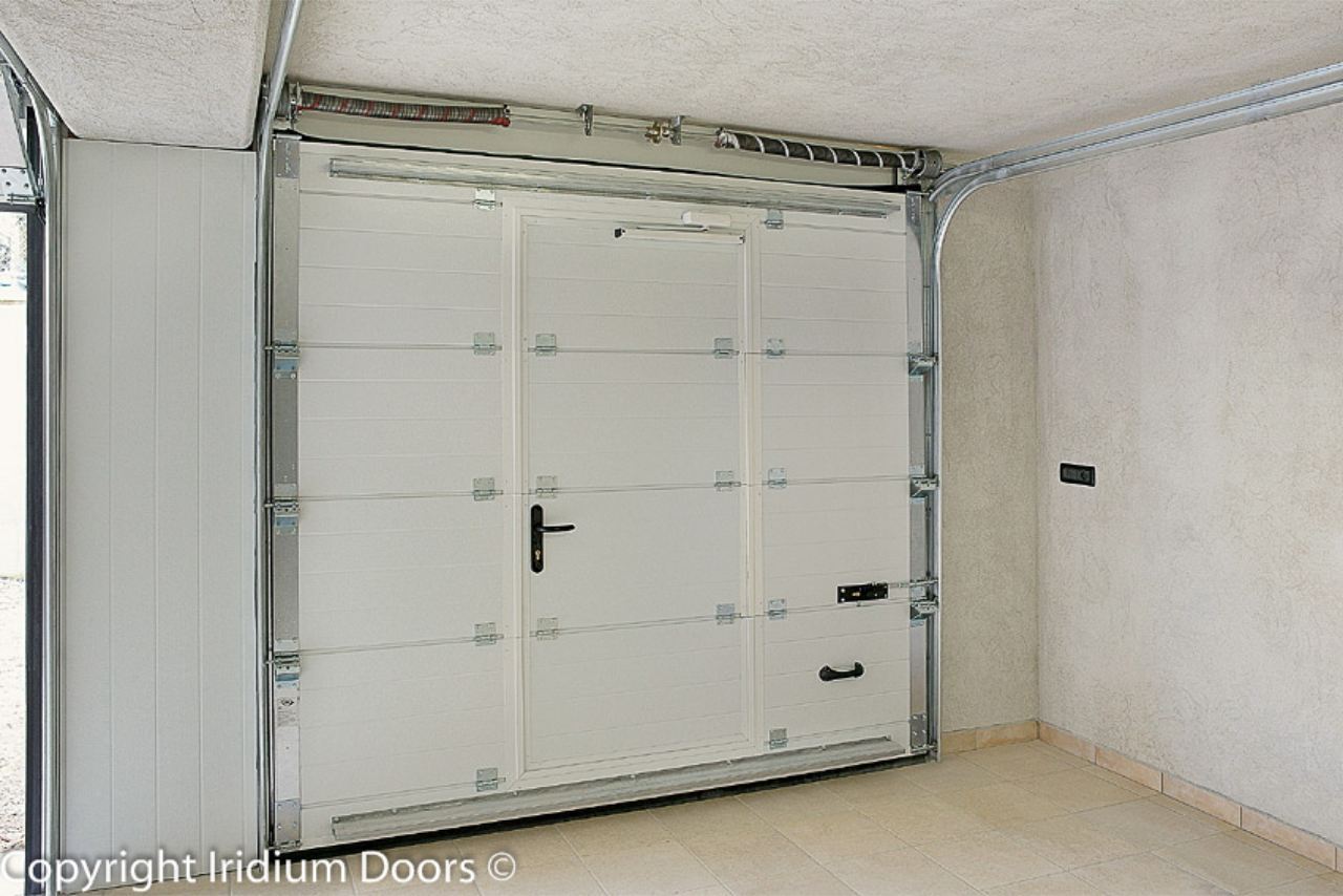 Iridium Doors Retro portone sezionale garage con portina 186