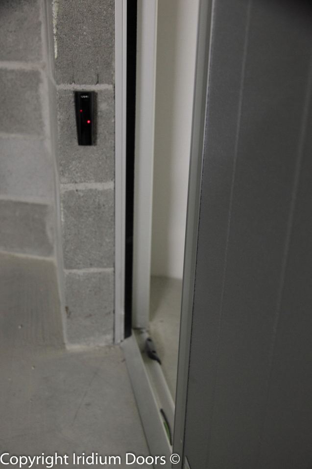 Iridium Doors Sezionale Residenziale scorrimento laterale PAVO 13