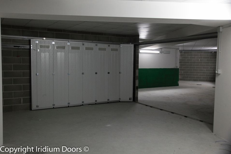 Iridium Doors Sezionale residenziale a scorrimento laterale PAVO 21