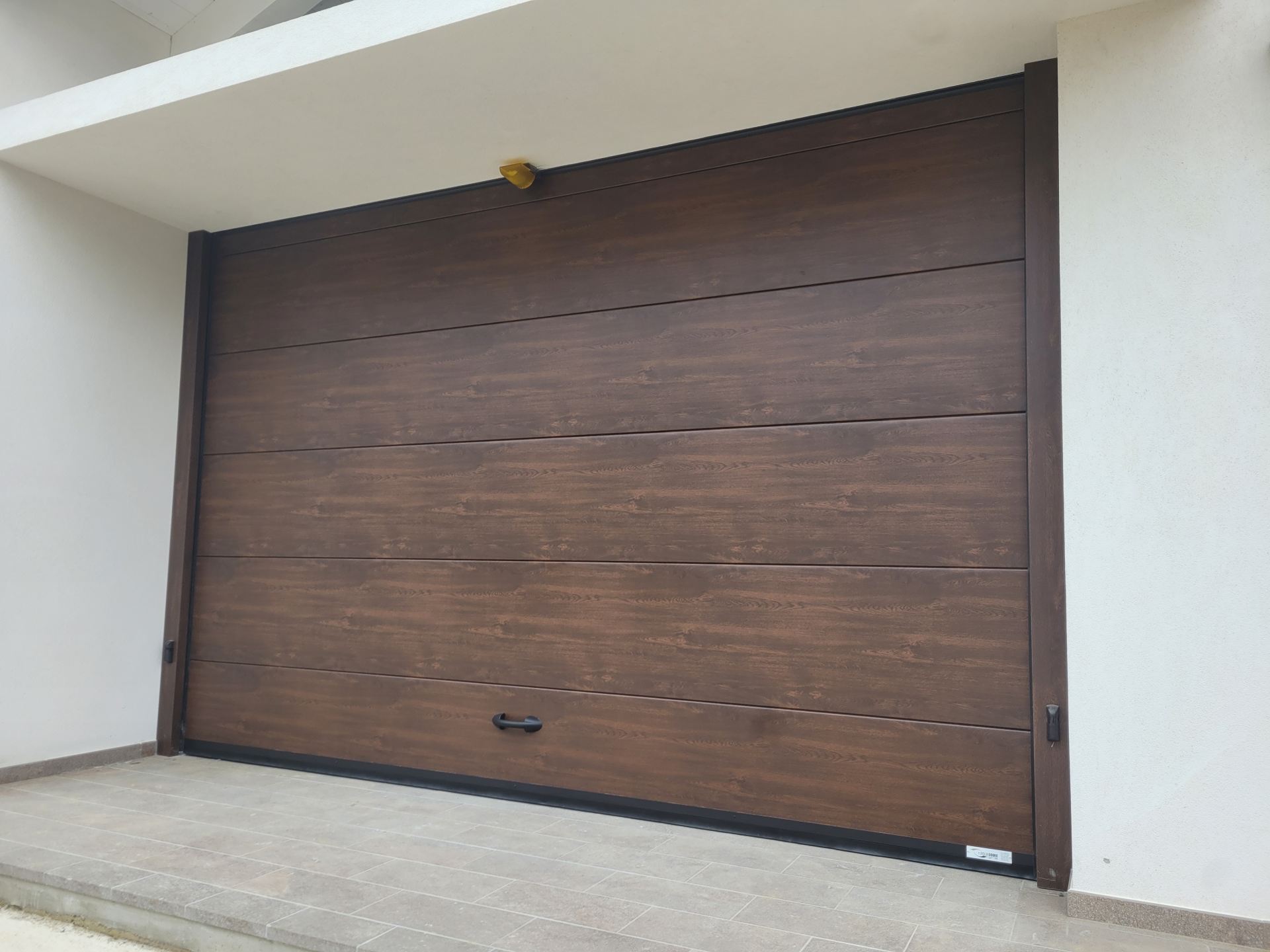 Iridium Doors Sezionale SCORPIO