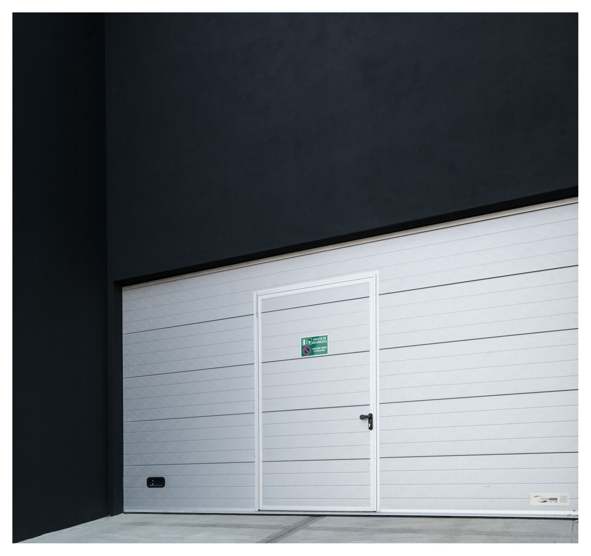 Iridium Doors Portone Sezionale Industriale MIRA 10