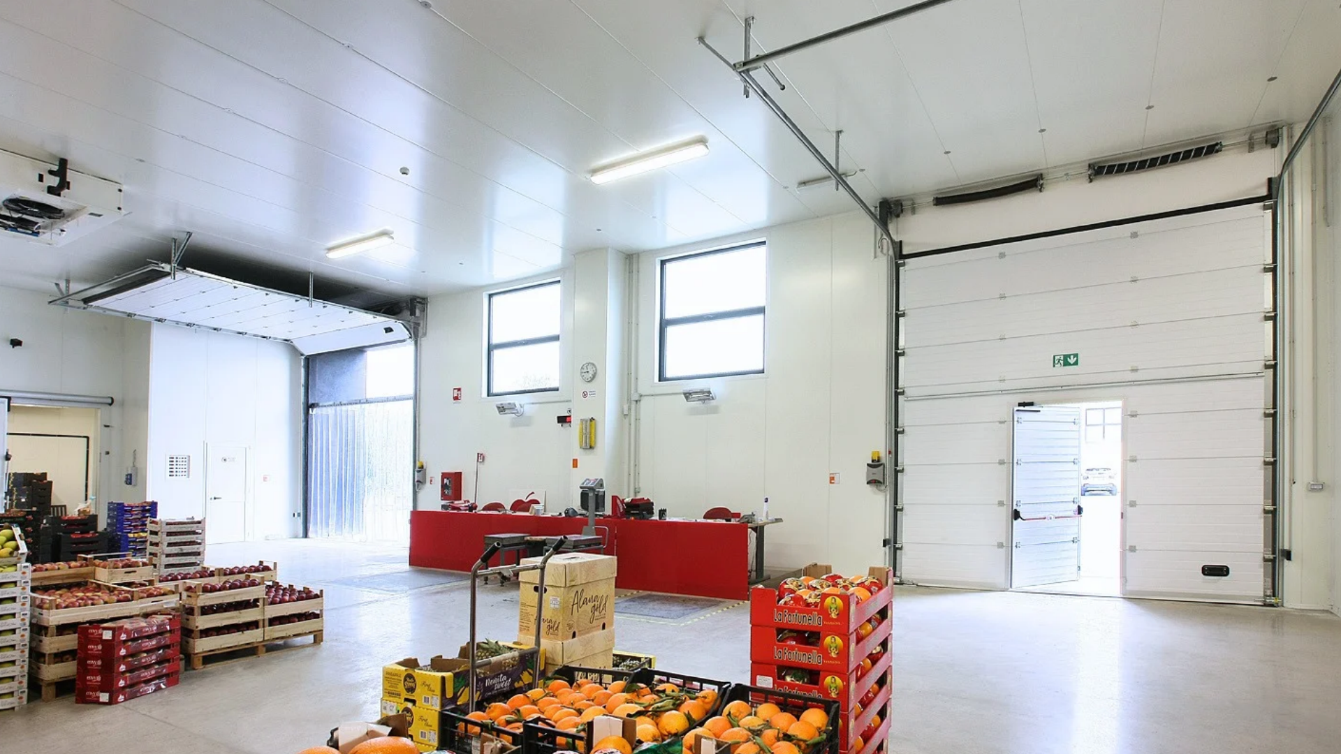 Portoni per aziende agricole | IRIDIUM DOORS