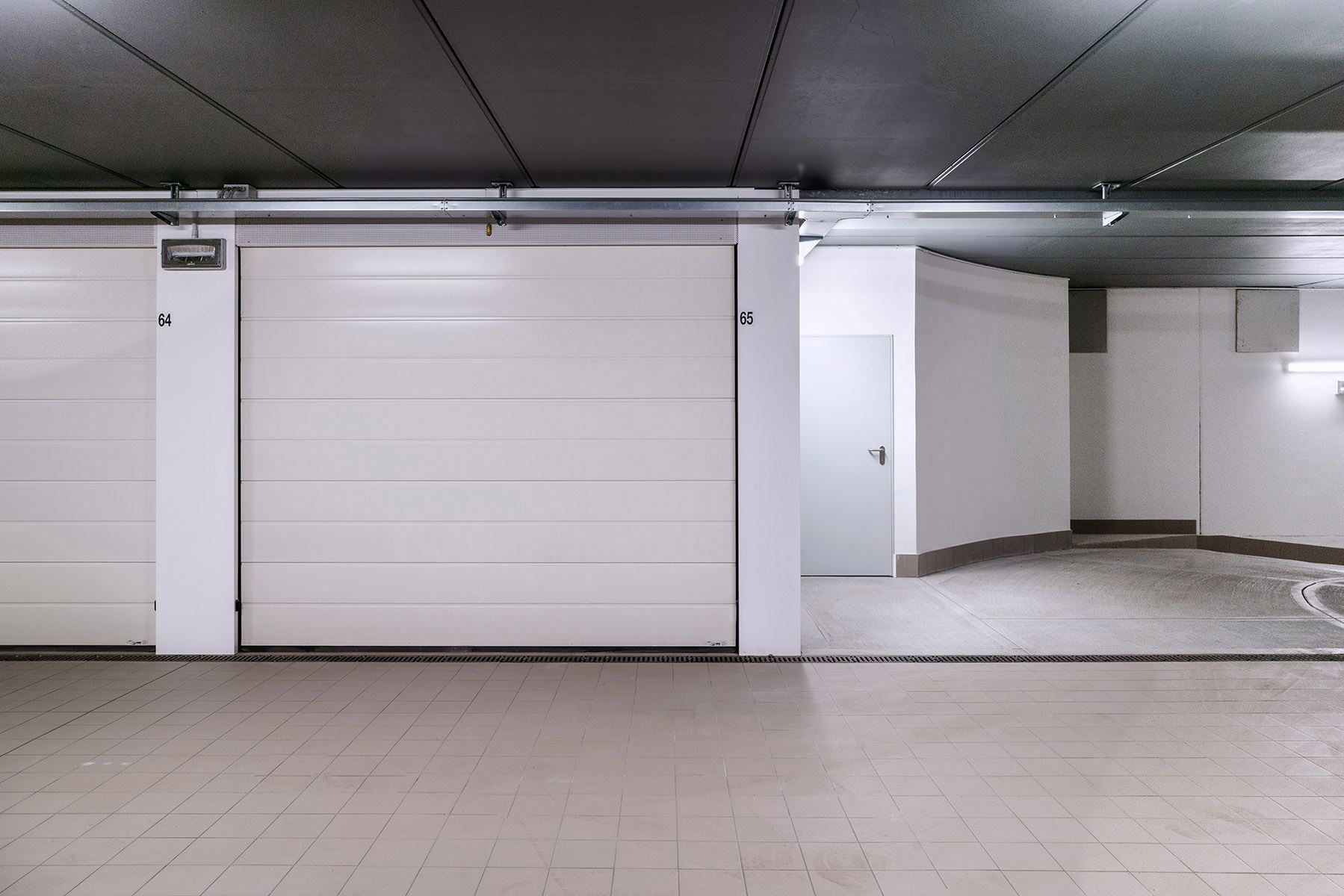 Furti in Garage? Nessuna Paura con IRIDIUM DOORS!